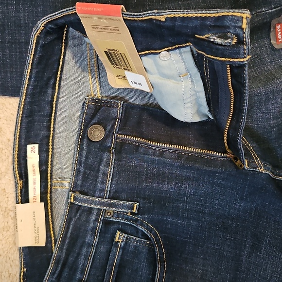 NEW! Levi's 721 High Rise Dark Wash Skinny Jeans Size 26 - Picture 5 of 12